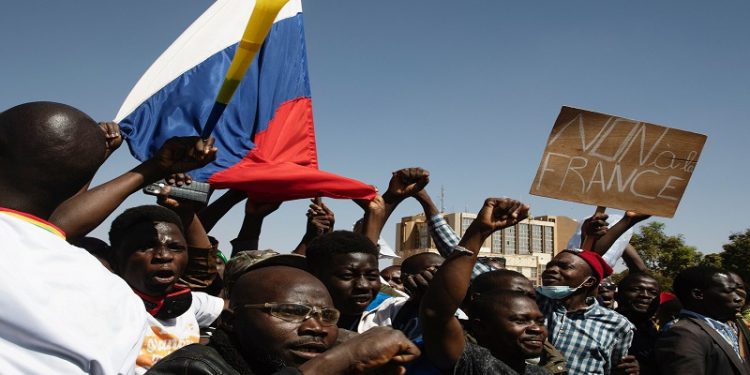 Burkina Faso coup: Crowd celebrates while ECOWAS has been “blamed” for unrest