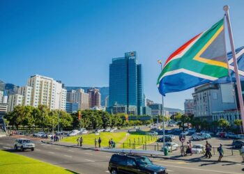 Why is South Africa one of the most internet-addicted countries in the world?