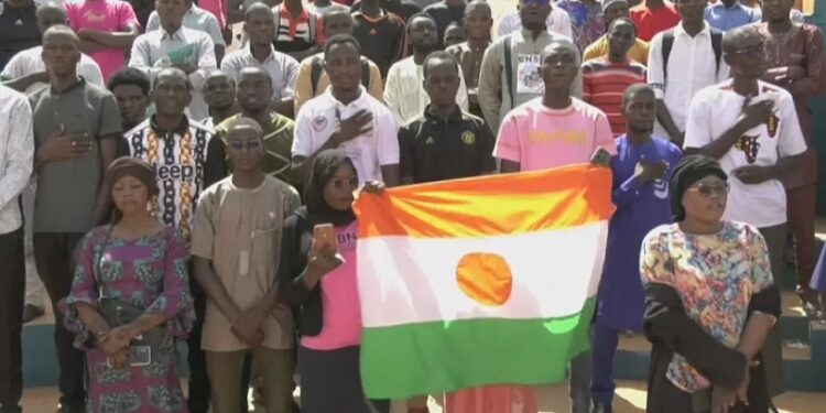 Niger students rally in support of coup leader