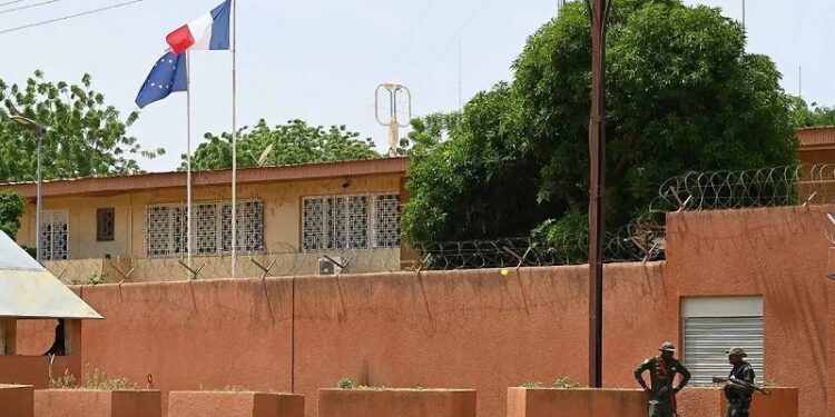EU envoy barred from French embassy in Niger