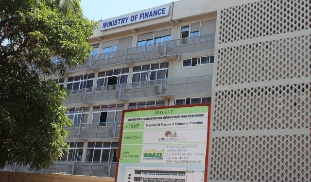 Ghana reopens debt exchange for 12.9 bln cedis of local bonds – fin ministry