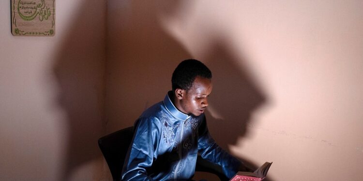 Guinean student cycles across Africa for place at top Islamic university