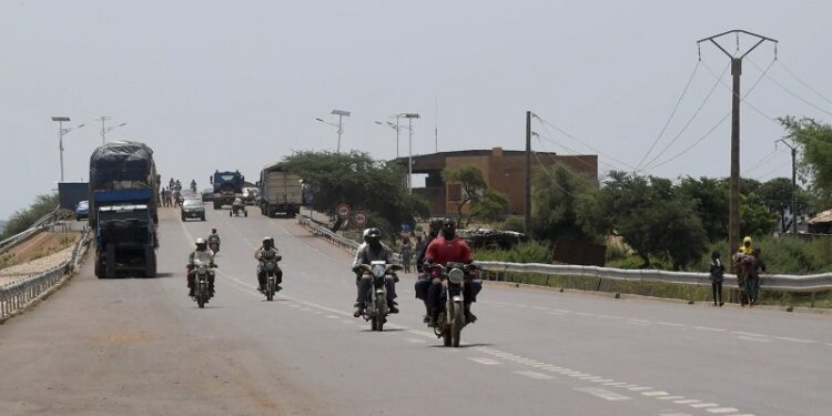 Niger strengthens positions on border with Benin