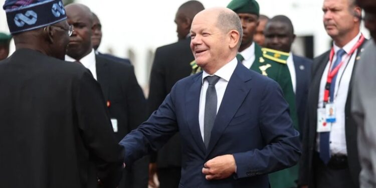Scholz willing to invest in Nigerian gas and minerals