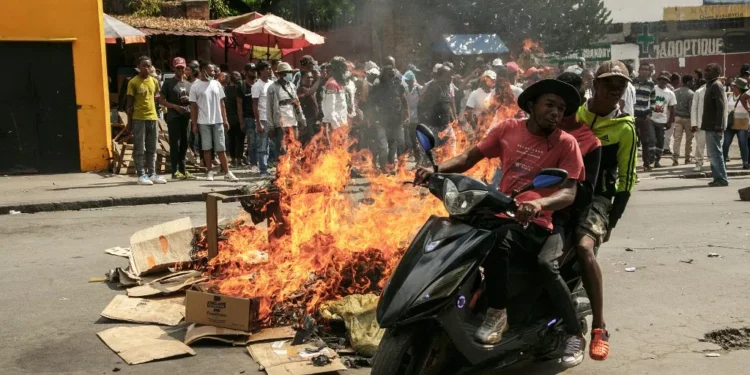 Madagascar: At least 16 injured in opposition protests as tensions rise ahead presidential