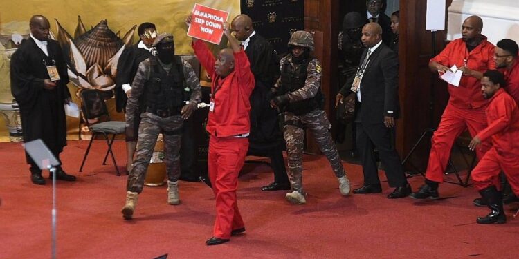 South Africa: parliament suspends Julius Malema, other MPs for a month