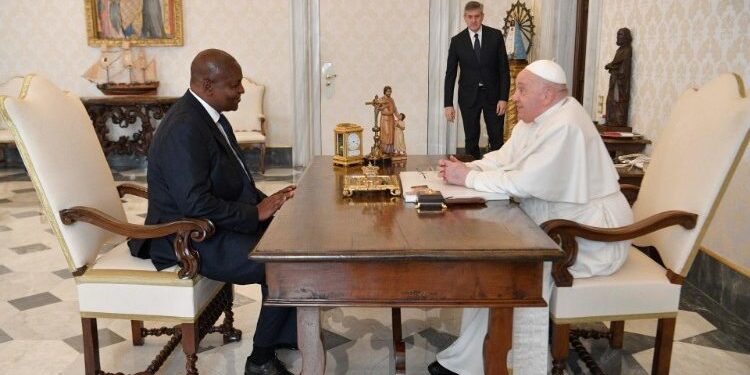 CAR: President Touadéra meets Pope Francis for talks on cooperation and diplomacy