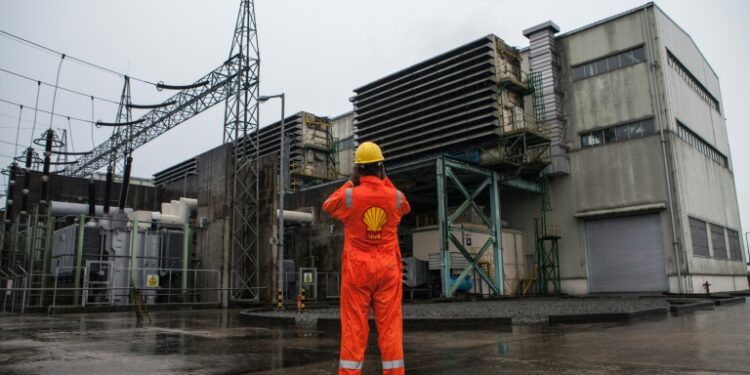 Shell agrees to sell its onshore business in Nigeria, but activists want pollution cleaned up first