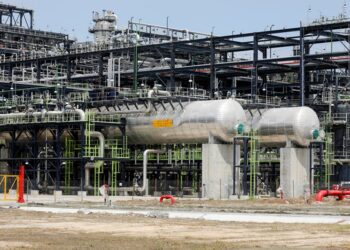 Nigeria’s new Dangote refinery to export first fuel cargoes