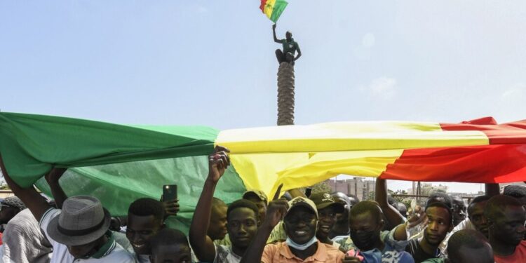 Who are the main candidates in Senegal’s presidential election?