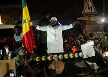 Senegal opposition leader seeks to reassure investors ahead of Sunday vote