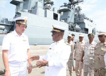 Russian warship docks in Eritrea port