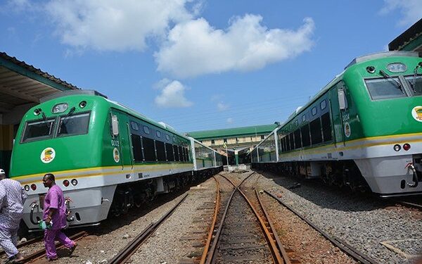 Nigeria secures $1.3 bln funding for rail link to Niger Republic