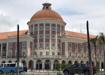 Angola’s central bank governor forecasts FX stability amid inflation concerns