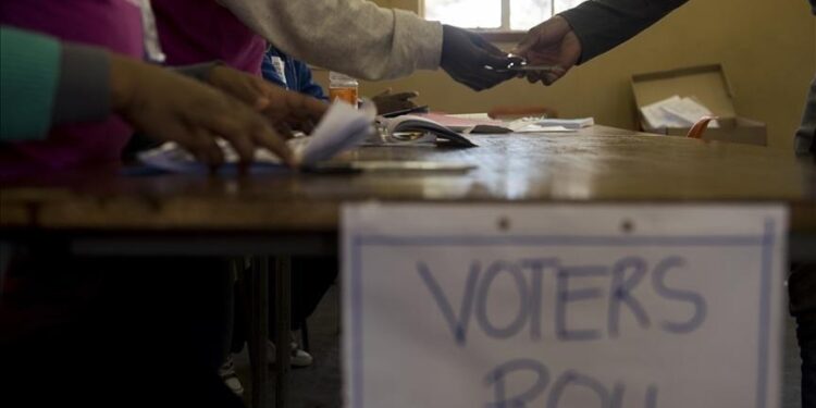 South Africa: early voting begins ahead of main elections on Wednesday