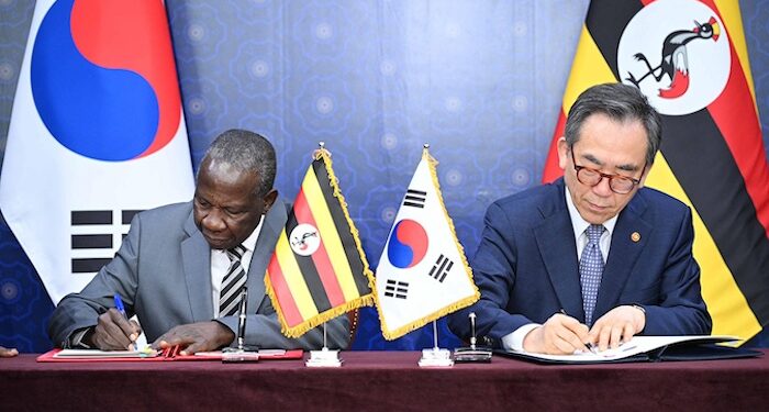 Uganda, South Korea sign $500 million deal for infrastructure loan