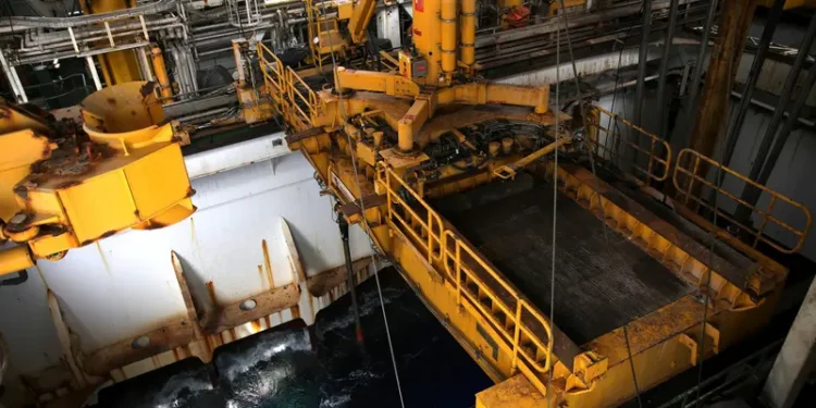 Ghana begins construction of $12 bln petroleum hub