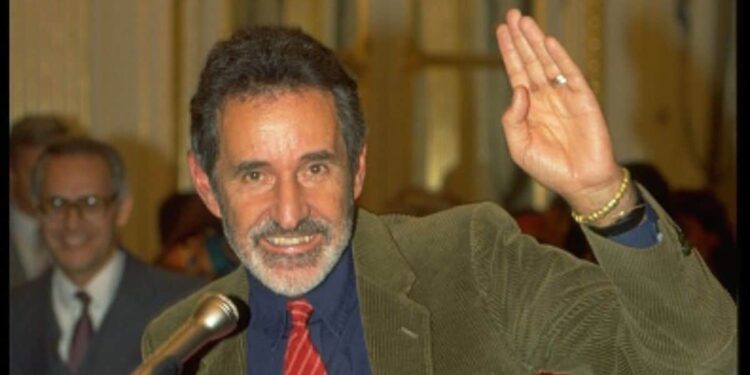 South African anti-apartheid writer Breytenbach dies