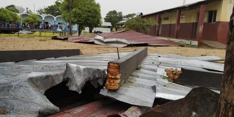 Cyclone Chido leaves 94 dead in Mozambique