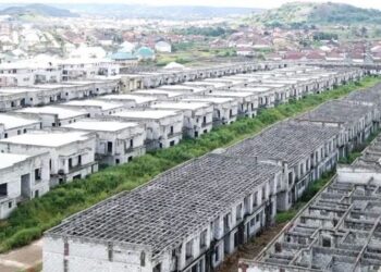 Hundreds of homes seized in huge anti-graft case in Nigeria