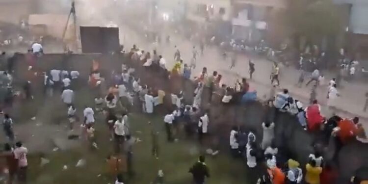 56 dead in Guinea soccer stadium stampede