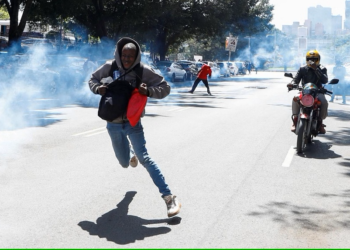 Police in Kenya hurl teargas at protesters against gender-based violence