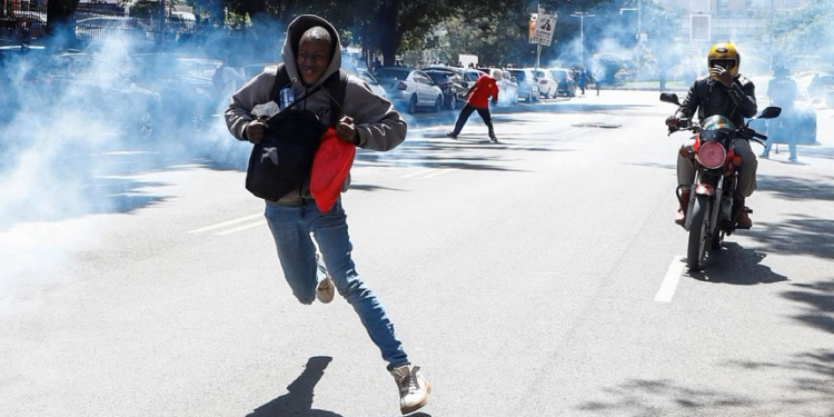 Police in Kenya hurl teargas at protesters against gender-based violence