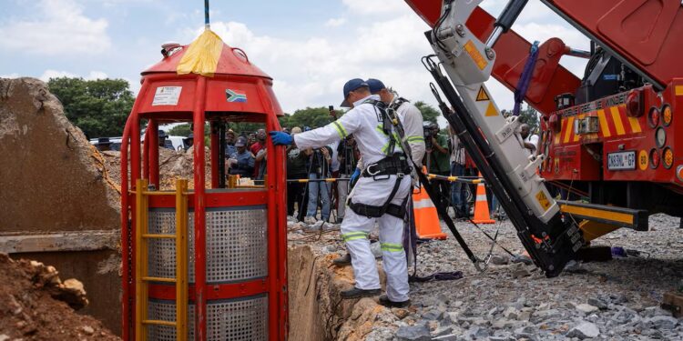 South Africa mine rescue ends, anger rises over 78 deaths in police siege