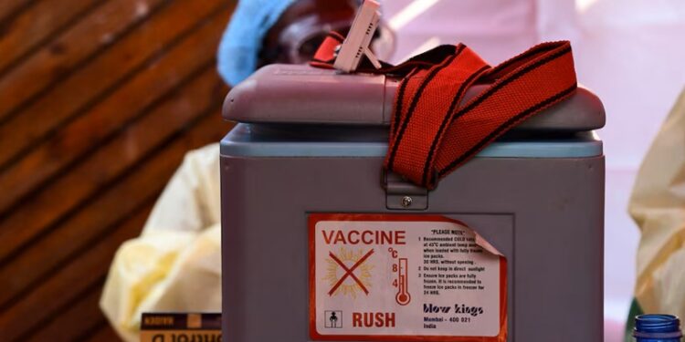 Uganda starts clinical trial of vaccine for Sudan strain of Ebola