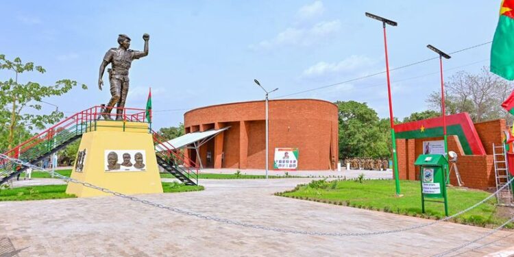 Thomas Sankara’s mausoleum opens to honor revolutionary leader
