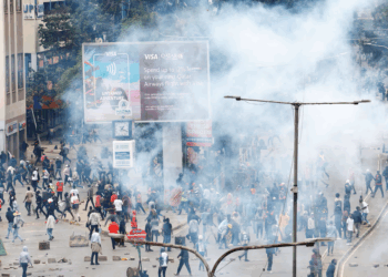 Ten in Kenya suffer gunshot wounds at rallies marking anniversary of deadly protests