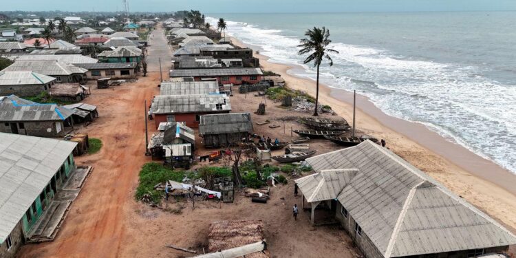 Coastal surges sweep away Nigeria coastal community as Commonwealth promise stalls