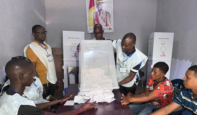 Guinea voters endorse post-coup constitution, partial results show