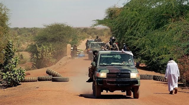 Mali’s army acts to secure strategic trade routes after attempted terrorist blockade