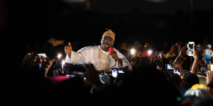 Cameroon’s Issa Tchiroma draws massive crowd in Douala ahead of election