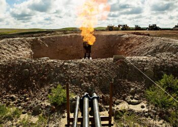 South Africa to lift shale gas moratorium this month