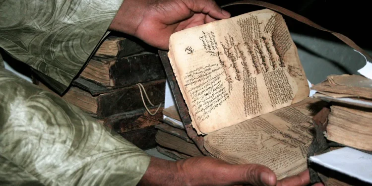 Timbuktu’s ancient manuscripts return after years away