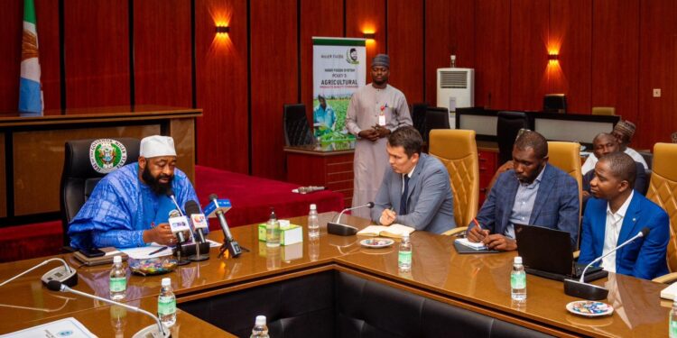 Nigeria’s Niger State to work with Islamic Development Bank on $163 million solar project