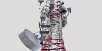Africa’s telecom towers turn to solar as diesel costs surge