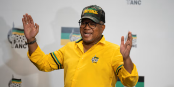 Top ANC official backs President Ramaphosa over ‘Farmgate’ scandal