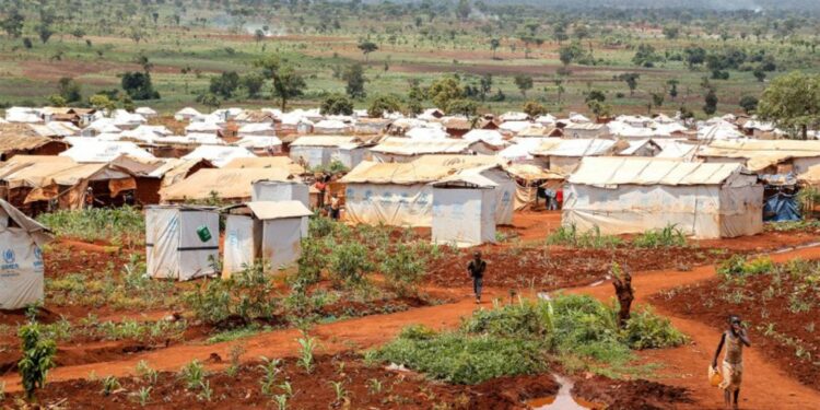 Tanzania shuts camp housing thousands of Burundi refugees