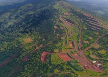 Mining halted at Baowu-led Simandou site over pay dispute, sources say