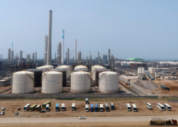 China’s Hengli seeks West African, Middle Eastern oil after sanctions, sources say