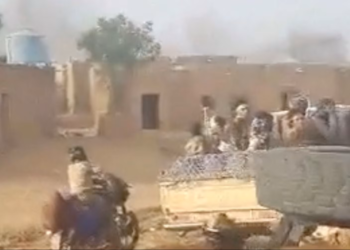Insurgents stage coordinated attacks on army positions across Mali