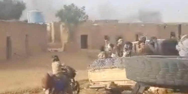 Insurgents stage coordinated attacks on army positions across Mali
