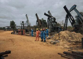 Pollution linked to French-British oil firm’s Congo operations poses health risks, report says