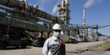 Zimbabwe adds freight rail option to lithium export gateway