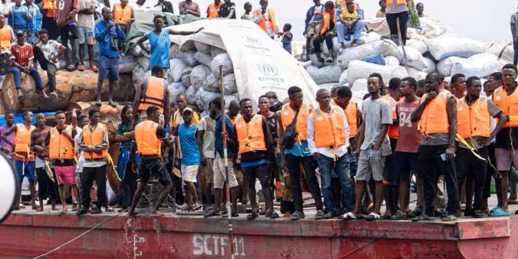 DRC releases boat detained over fears of Ebola on board