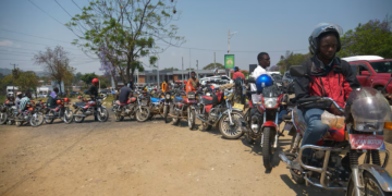 Malawi motorists sleep at petrol stations as fuel shortages return