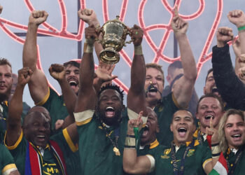 L'Afrique du Sud bat la Nouvelle-Zélande et remporte une quatrième Coupe du Monde de Rugby historique